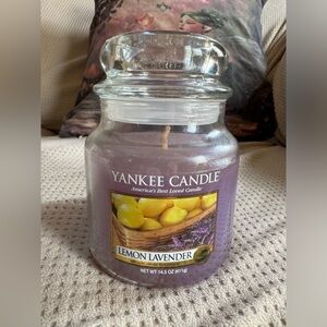 Yankee Candle Lemon Lavender 14.5 oz. (2010)
